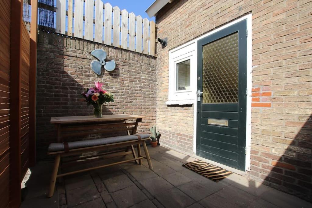 Zomerhuis Benita'S Met Parkeer Plaats 노르트베이크 외부 사진
